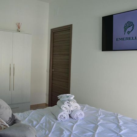 Emerella Guest House Siderno Beach Bagian luar foto
