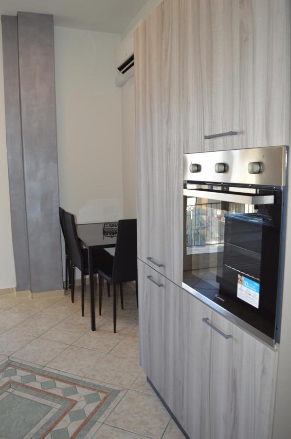 Emerella Guest House Siderno Beach Bagian luar foto