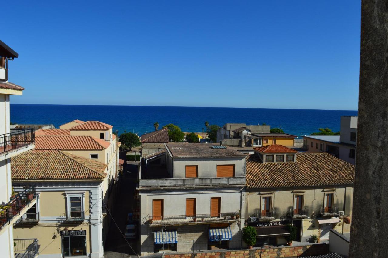 Emerella Guest House Siderno Beach Bagian luar foto
