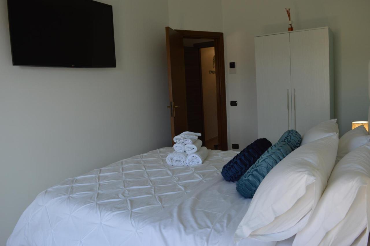 Emerella Guest House Siderno Beach Bagian luar foto